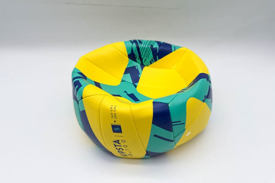 2 Volleybälle Decathlon Kipsta, Gr. 5